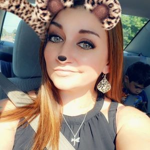 Meet your Posher, Misti